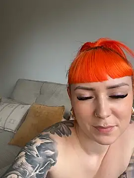 ScarletVixenLive online show from April 13, 2026, 11:59 am