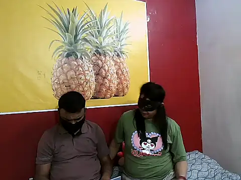 Lovelycouple25 online show from February 10, 2026, 6:50 am