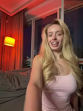 SunnyShiney online show from June 23, 2026, 7:56 pm
