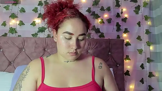 Ayla-marttinez online show from March 28, 2026, 12:54 am