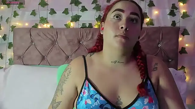 Ayla-marttinez online show from April 2, 2026, 1:03 am