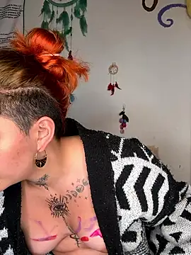 Snapshot of Oshun_Morton chatting on January 8, 2026, 3:20 am Oshun Morton online show from January 8, 2026, 3:20 am