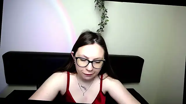 LiliaErmi online show from April 18, 2026, 6:17 am