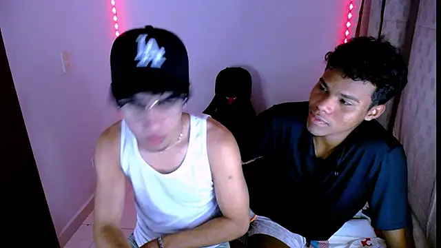 Snapshot of black_men9 chatting on January 15, 2026, 5:45 am black men9 online show from January 15, 2026, 5:45 am