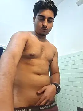 Anndrea8182 online show from March 12, 2026, 8:04 pm