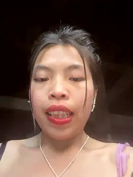 Snapshot of lux-su chatting on April 9, 2026, 9:58 am lux-su online show from April 9, 2026, 9:58 am