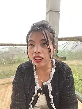Snapshot of lux-su chatting on May 8, 2026, 1:44 am lux-su online show from May 8, 2026, 1:44 am