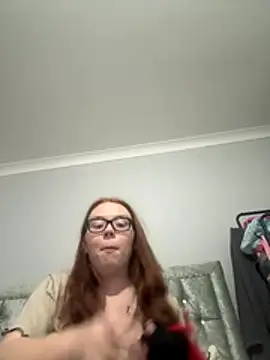 Snapshot of AnnieAinsx chatting on January 7, 2026, 7:05 pm AnnieAinsx online show from January 7, 2026, 7:05 pm