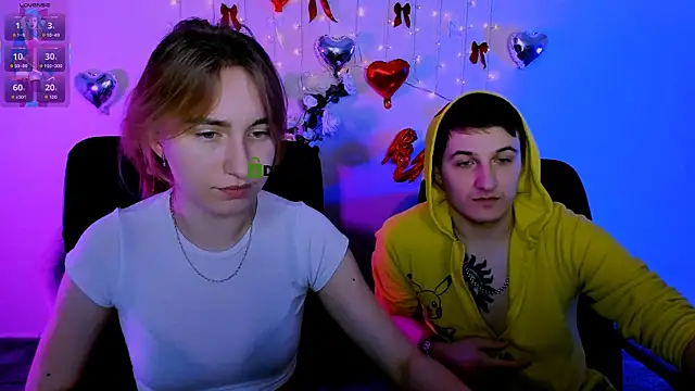 Snapshot of beauty_liam chatting on February 17, 2026, 10:05 pm beauty liam online show from February 17, 2026, 10:05 pm