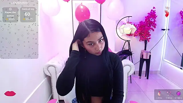 Snapshot of Carolina_cherry chatting on February 12, 2026, 12:11 pm Carolina cherry online show from February 12, 2026, 12:11 pm