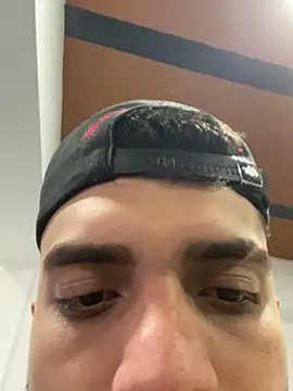 jamess 0 online show from April 18, 2026, 7:07 pm