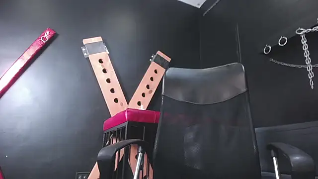 Alex Flame  online show from December 20, 2025, 1:18 pm