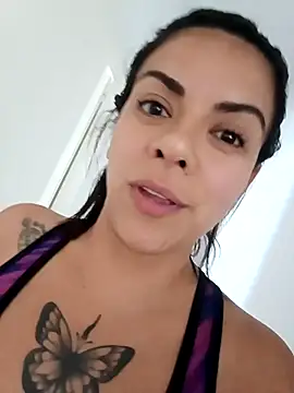 Snapshot of luluclark69 chatting on February 20, 2026, 9:37 pm luluclark69 online show from February 20, 2026, 9:37 pm