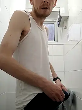 Snapshot of CrookedBunk3527 chatting on December 15, 2025, 9:35 am CrookedBunk3527 online show from December 15, 2025, 9:35 am