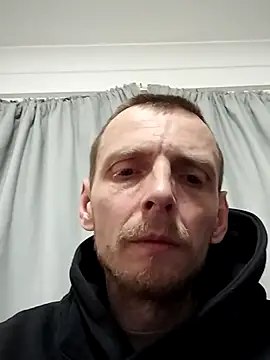 Snapshot of CrookedBunk3527 chatting on December 21, 2025, 7:15 am CrookedBunk3527 online show from December 21, 2025, 7:15 am