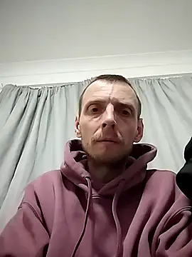 Snapshot of CrookedBunk3527 chatting on December 21, 2025, 7:43 pm CrookedBunk3527 online show from December 21, 2025, 7:43 pm