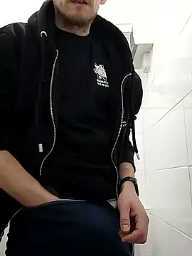 Snapshot of CrookedBunk3527 chatting on January 14, 2026, 5:24 am CrookedBunk3527 online show from January 14, 2026, 5:24 am