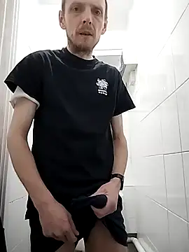 Snapshot of CrookedBunk3527 chatting on January 19, 2026, 4:49 am CrookedBunk3527 online show from January 19, 2026, 4:49 am