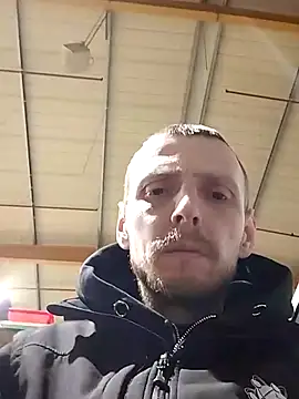 Snapshot of CrookedBunk3527 chatting on March 3, 2026, 6:52 am CrookedBunk3527 online show from March 3, 2026, 6:52 am