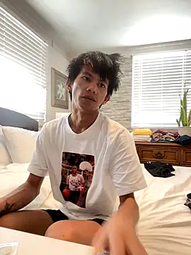 Snapshot of jhaycobXgarcia chatting on December 15, 2025, 10:14 pm jhaycobXgarcia online show from December 15, 2025, 10:14 pm