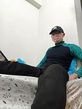 Snapshot of zhezhe_11 chatting on January 10, 2026, 2:52 pm zhezhe 11 online show from January 10, 2026, 2:52 pm