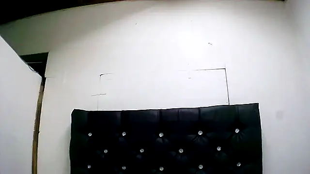 THICKBARBIE32 online show from February 4, 2026, 2:50 am