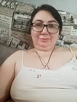 MariSwan222 online show from April 6, 2026, 8:26 am