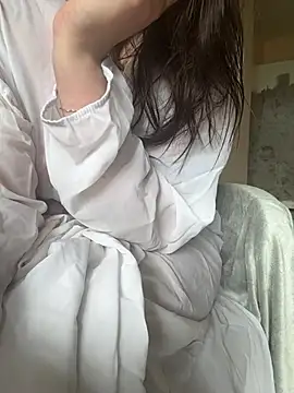 Snapshot of Lira_Fayeee chatting on July 21, 2026, 8:16 am Lira Fayeee online show from July 21, 2026, 8:16 am