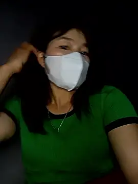 May-Ne online show from January 9, 2026, 1:47 pm