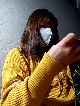 May-Ne online show from February 3, 2026, 1:38 pm