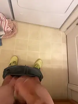 Snapshot of Ihaveabigdick2024 chatting on March 25, 2026, 10:49 pm Ihaveabigdick2024 online show from March 25, 2026, 10:49 pm