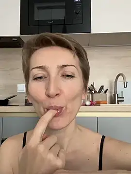 Sensual Flower online show from February 13, 2026, 7:26 am