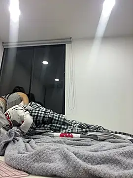 vanesita  online show from January 19, 2026, 2:48 am