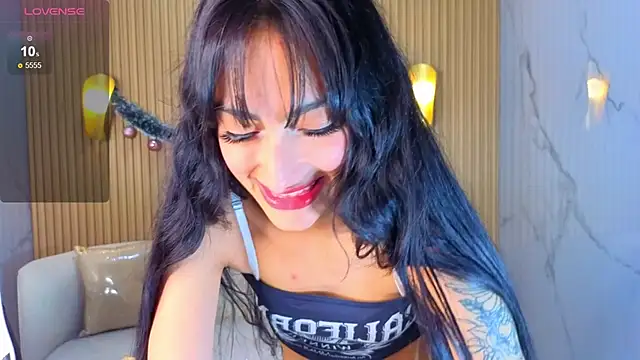 Snapshot of Tifany_Tx chatting on February 9, 2026, 8:02 pm Tifany Tx online show from February 9, 2026, 8:02 pm