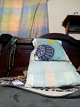 santhiago19 online show from February 13, 2026, 12:56 pm