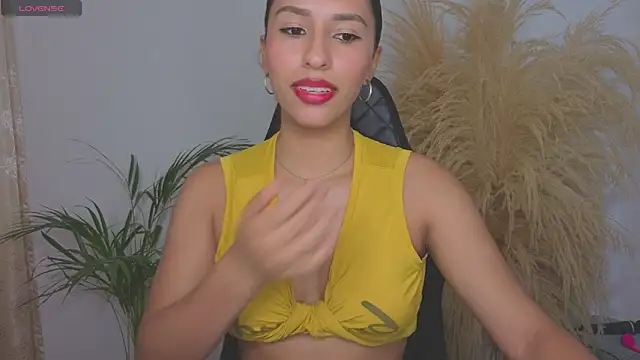 vieernes online show from May 4, 2026, 12:50 am