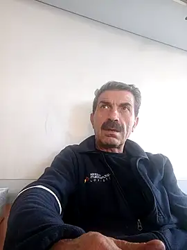 Snapshot of kobra21turki chatting on December 18, 2025, 12:11 pm kobra21turki online show from December 18, 2025, 12:11 pm