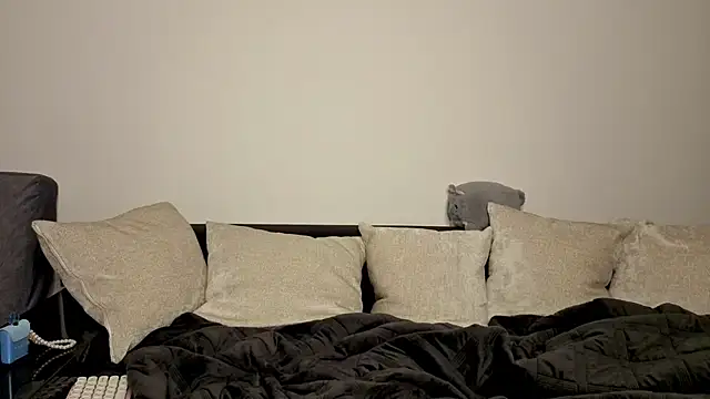 jessica burnxxx online show from December 16, 2025, 4:34 pm