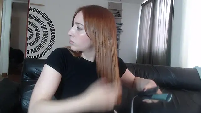 Snapshot of BeautyYoungblond chatting on July 12, 2026, 8:44 pm BeautyYoungblond online show from July 12, 2026, 8:44 pm