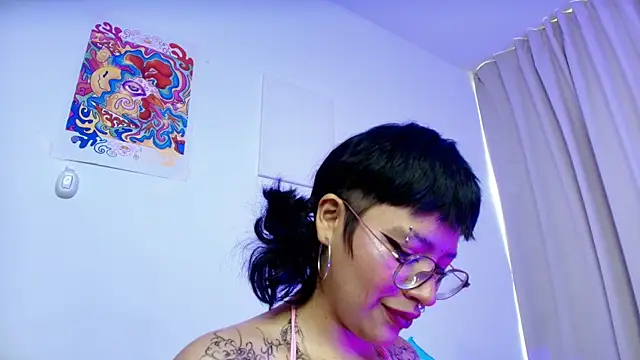 soul1111  online show from December 17, 2025, 1:06 pm