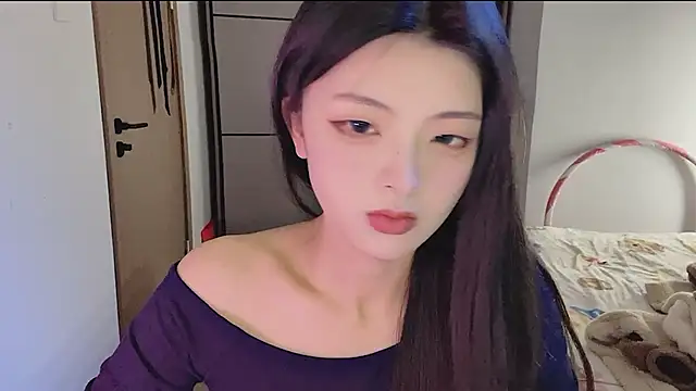 Snapshot of Koikoi___ chatting on December 22, 2025, 1:41 pm Koikoi online show from December 22, 2025, 1:41 pm