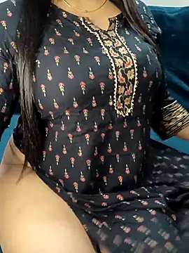 Snapshot of SSiya- chatting on July 10, 2026, 6:54 pm SSiya- online show from July 10, 2026, 6:54 pm