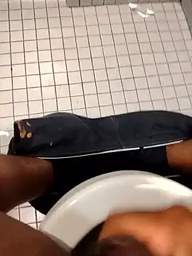 joaquinvaladez online show from April 1, 2026, 10:40 pm