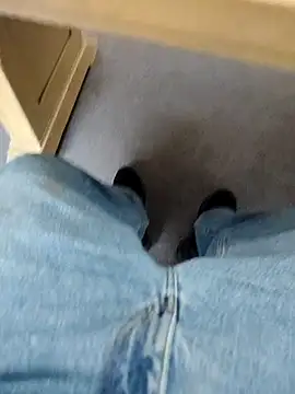 joaquinvaladez online show from April 18, 2026, 8:31 pm