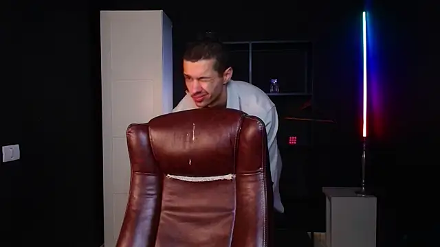 KaydenDrew online show from February 16, 2026, 5:14 am