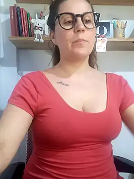 SofiEsteves online show from March 13, 2026, 12:56 pm