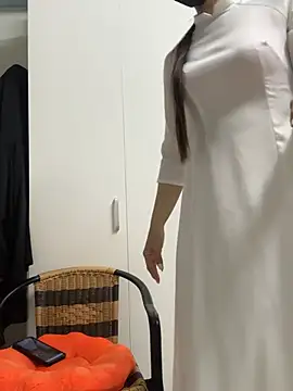 bi biii online show from April 4, 2026, 2:36 pm