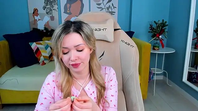 CassieTayllor online show from January 5, 2026, 5:38 pm