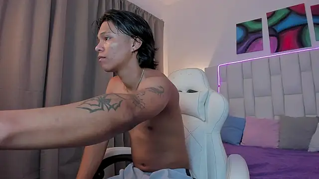 AndyKings 1 online show from April 6, 2026, 3:26 am