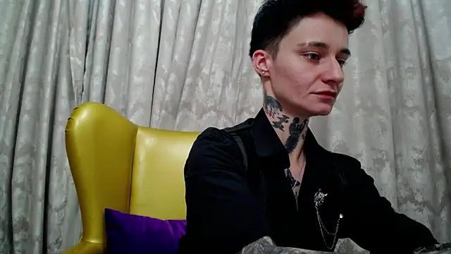 Snapshot of KennyXSX chatting on April 9, 2026, 5:18 pm KennyXSX online show from April 9, 2026, 5:18 pm